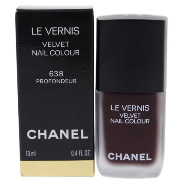 Vernis à ongles effet velours mat – Marron foncé profond